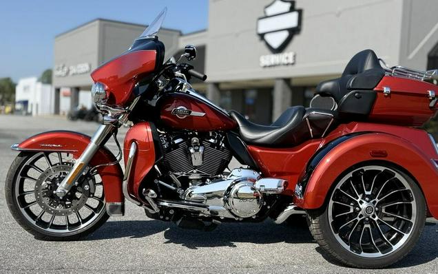 FLHTCUTG 2025 Tri Glide® Ultra