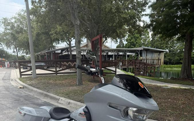 2025 Harley-Davidson® Road Glide® Billiard Gray