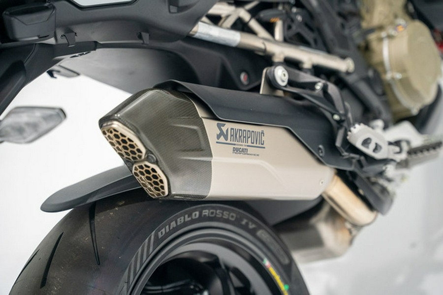 2025 Ducati Multistrada V4 RS