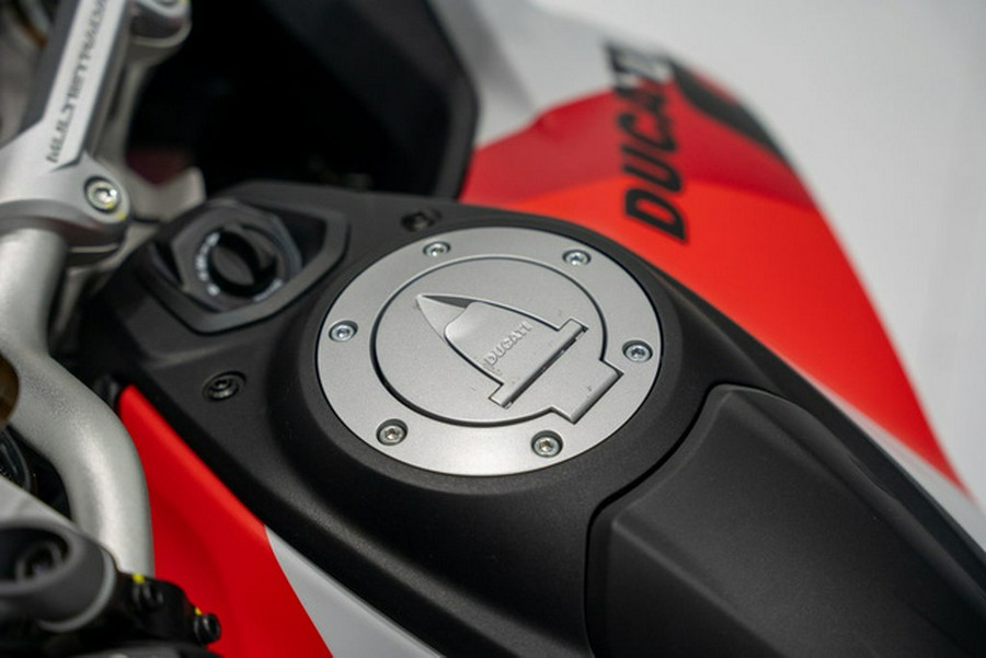 2025 Ducati Multistrada V4 RS