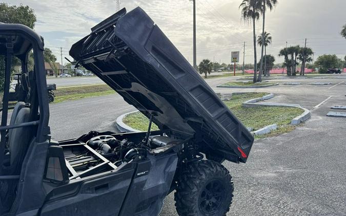 2022 Can-Am Defender PRO DPS HD10