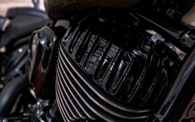 2025 Super Chief® Dark Horse® Black Metallic - Indian Motorcycle