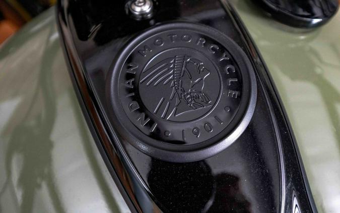 2025 Super Chief® Dark Horse® Black Metallic - Indian Motorcycle