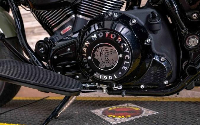 2025 Super Chief® Dark Horse® Black Metallic - Indian Motorcycle