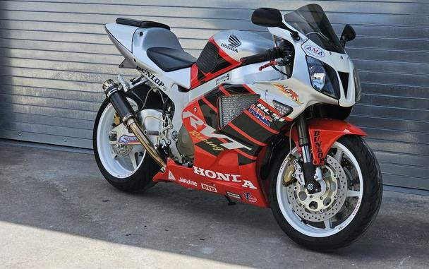 2004 Honda® RC51