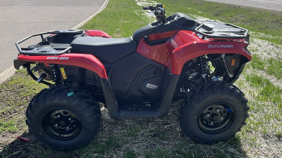 2024 Can-Am™ Outlander™ DPS 500