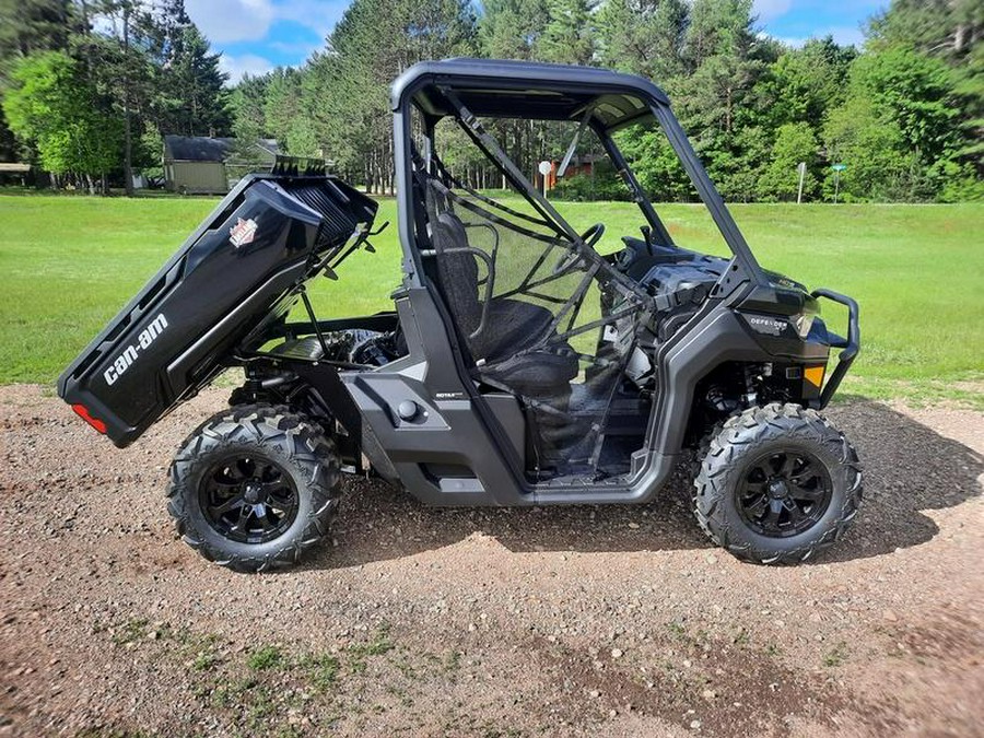 2024 Can-Am® Defender XT HD9