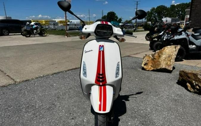 2022 Vespa Sprint 50 Racing Sixties