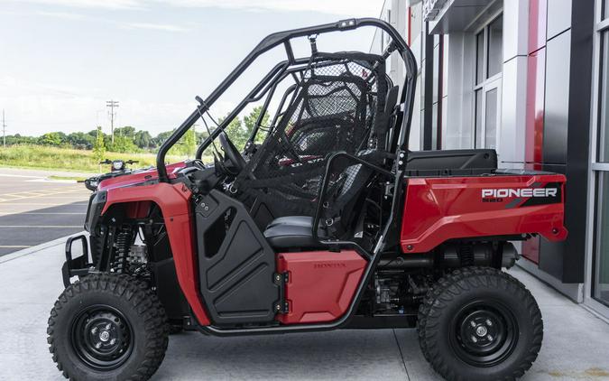 2025 Honda® Pioneer 520