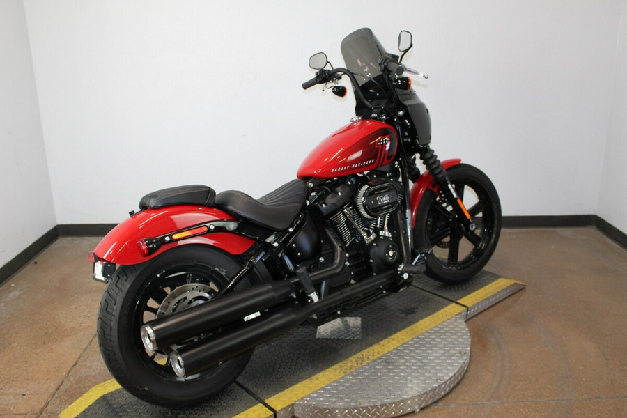 Harley-Davidson® Street Bob® 114 2022 FXBBS 054161T REDLINE RED