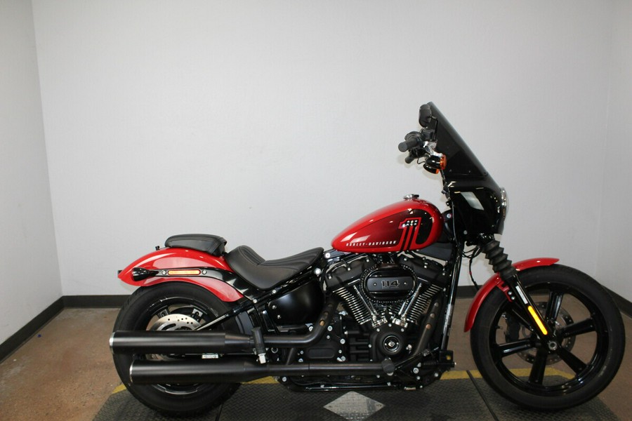 Harley-Davidson® Street Bob® 114 2022 FXBBS 054161T REDLINE RED