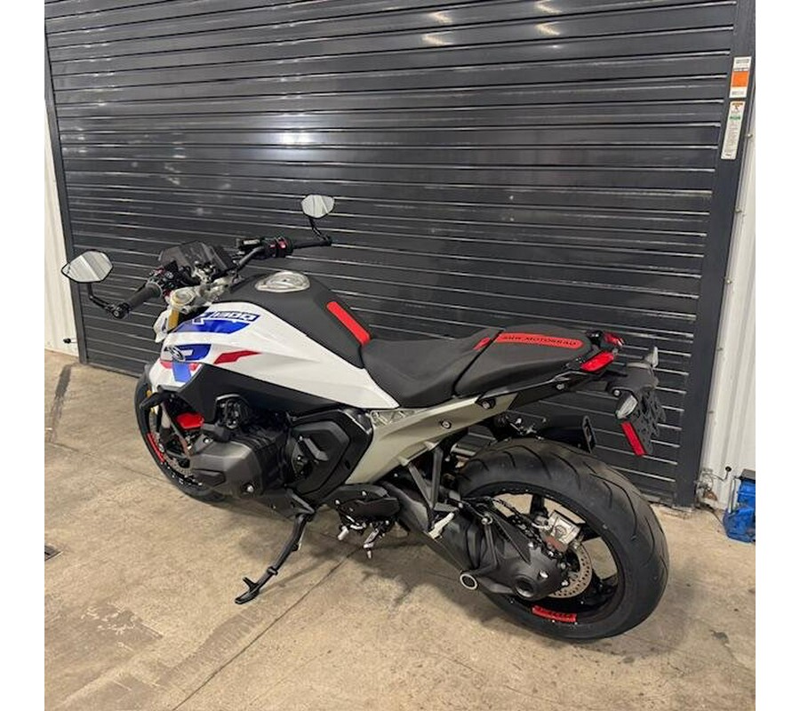 2026 BMW R 1300 R