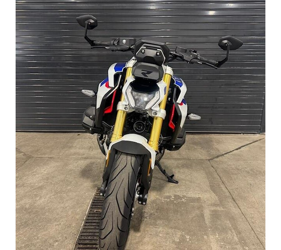 2026 BMW R 1300 R