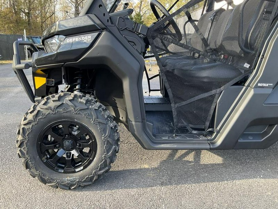 2024 Can-Am® Defender XT HD9