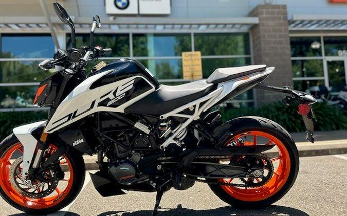 2021 KTM 200 DUKE