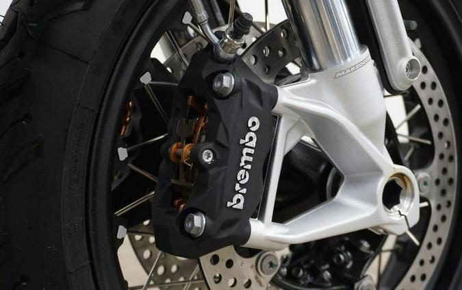 2025 BMW R 12 nineT San Remo Green Metallic