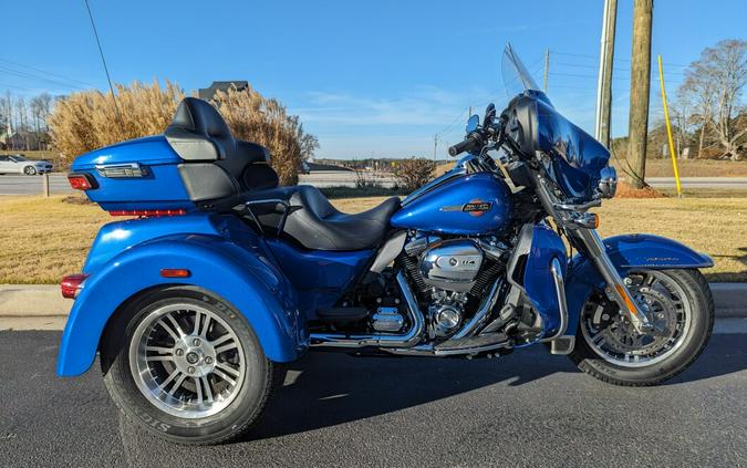 2024 Harley-Davidson Tri Glide Ultra Blue Burst