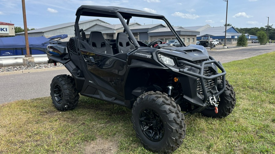 2024 Can-Am™ Commander XT 700