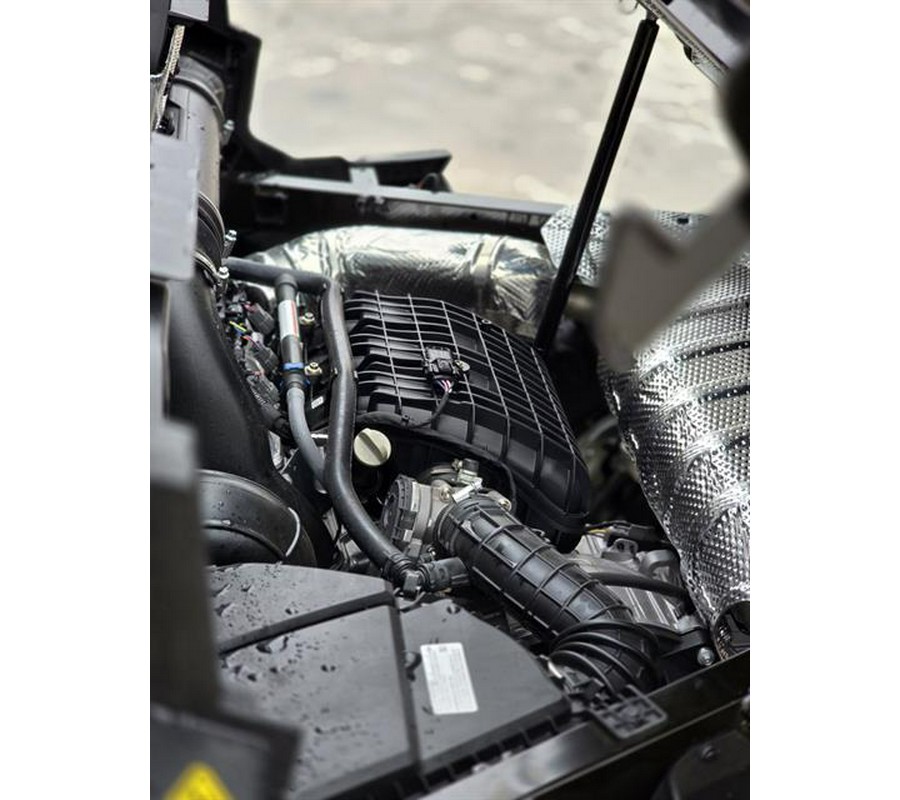 2026 Can-Am Defender Limited HD11