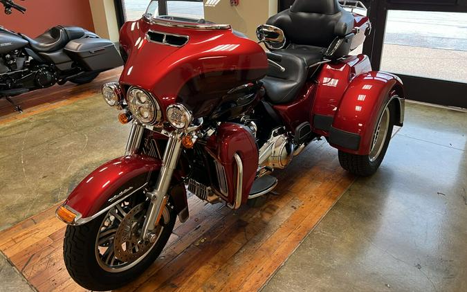 Used 2018 Harley-Davidson Tri-Glide Ultra Trike For Sale Near Memphis, TN