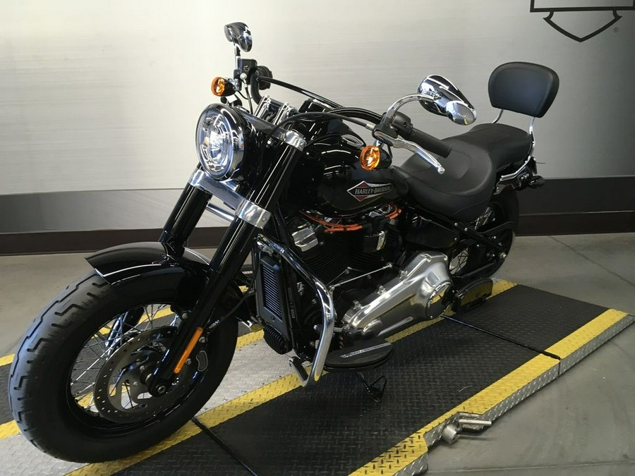 2020 Harley-Davidson® FLSL - Softail® Softail Slim®