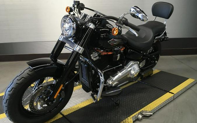 2020 Harley-Davidson® FLSL - Softail® Softail Slim®