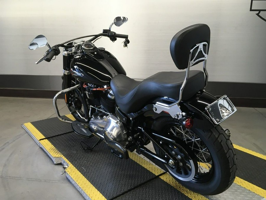 2020 Harley-Davidson® FLSL - Softail® Softail Slim®