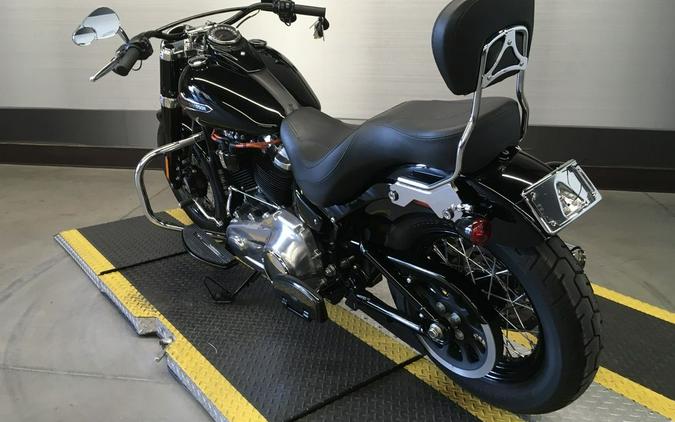 2020 Harley-Davidson® FLSL - Softail® Softail Slim®