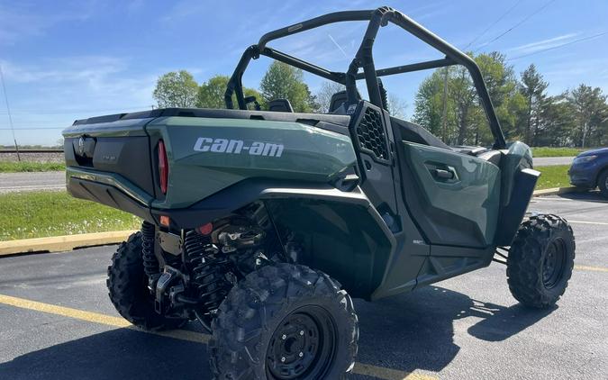 2025 Can-Am COMMANDER DPS 700 - COMPASS GREEN