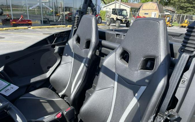 2025 Can-Am COMMANDER DPS 700 - COMPASS GREEN