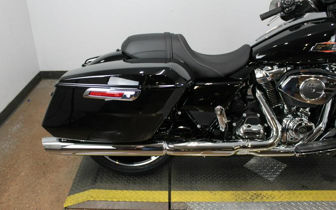 Harley-Davidson® Street Glide® 2026 FLHX 84671943 VIVID BLACK