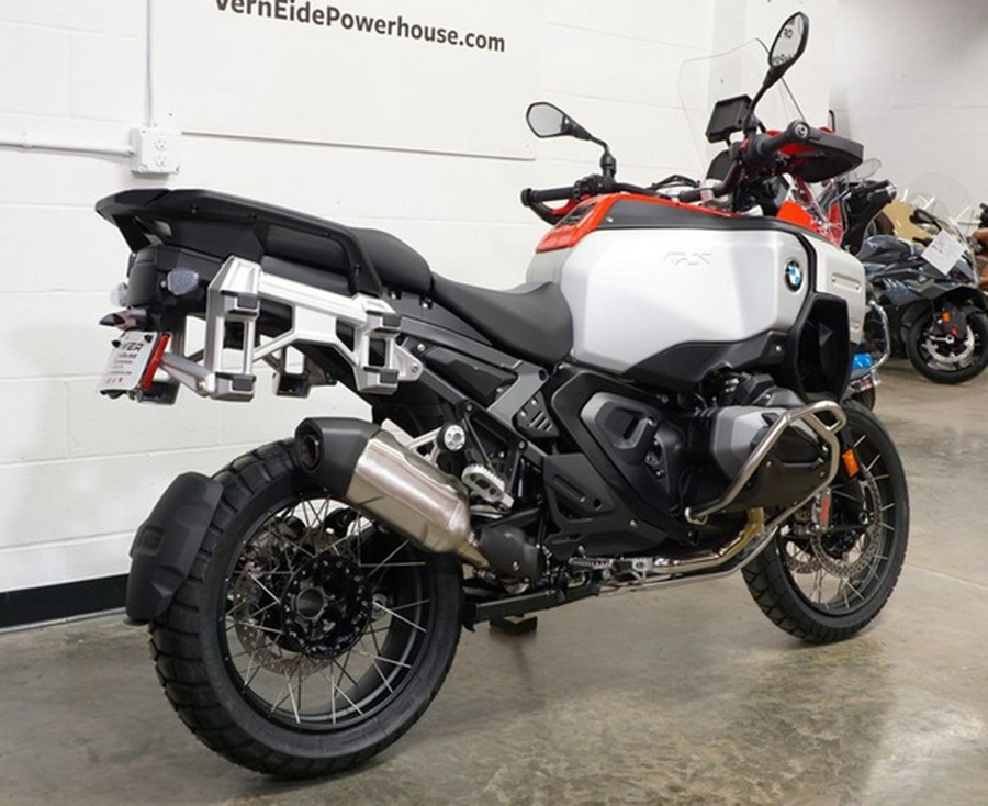 2025 BMW R 1300 GS Adventure Racing Red