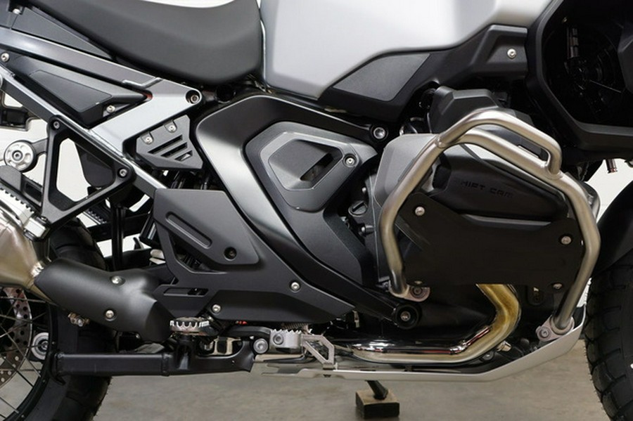 2025 BMW R 1300 GS Adventure Racing Red