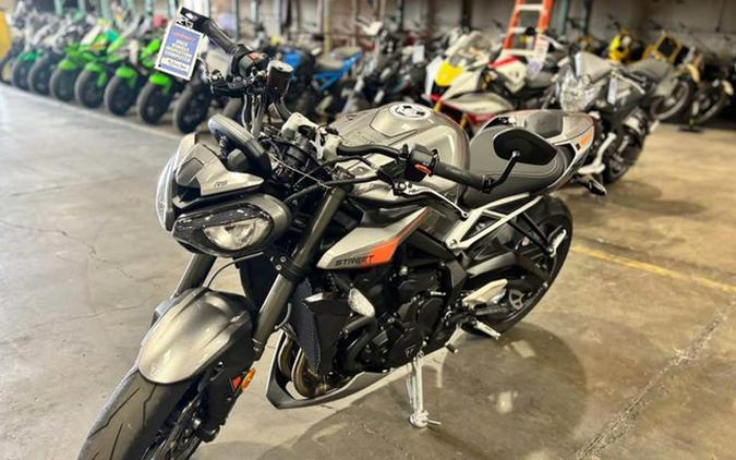 2025 Triumph Street Triple 765 RS Silver Ice