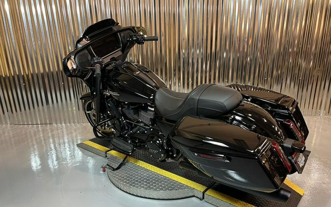 2026 Harley-Davidson FLHX - Street Glide