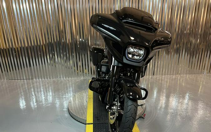 2026 Harley-Davidson FLHX - Street Glide