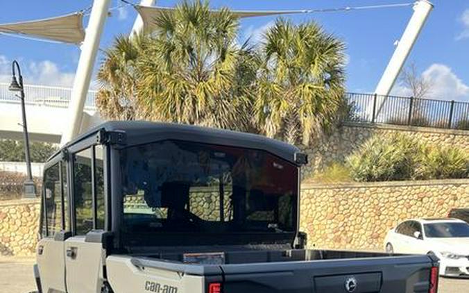 2026 Can-Am® Defender MAX Limited HD11 Desert Tan & Carbon Black