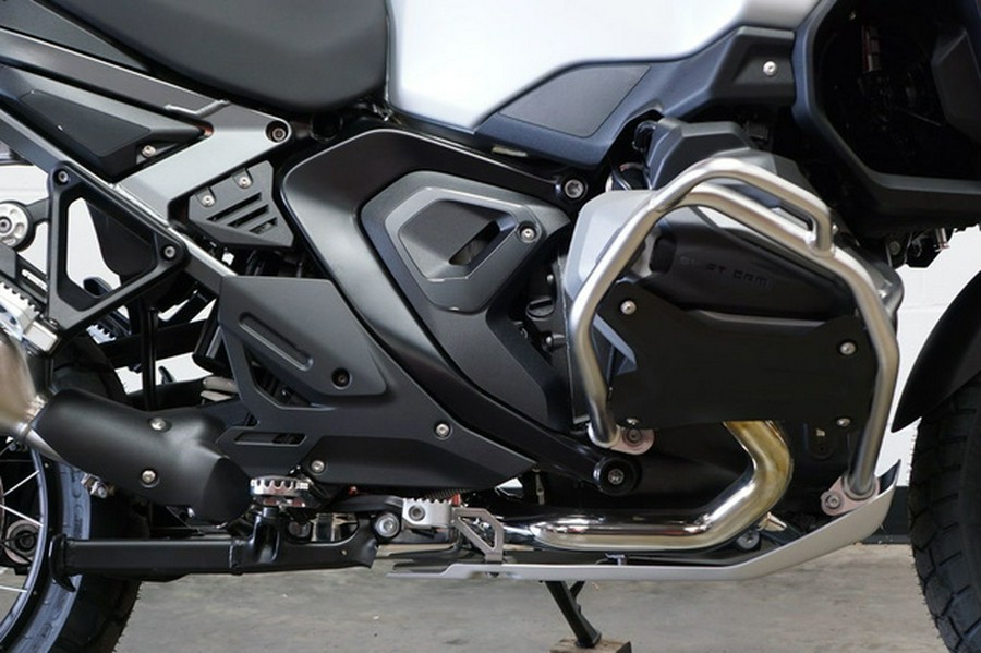 2025 BMW R 1300 GS Adventure Racing Red
