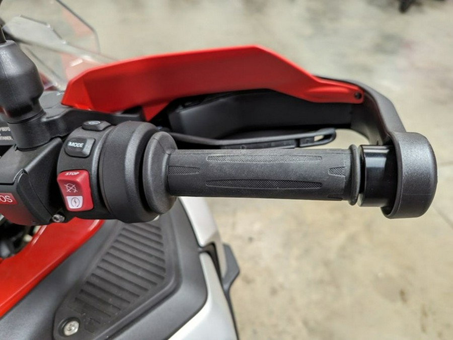 2025 BMW R 1300 GS Adventure Racing Red