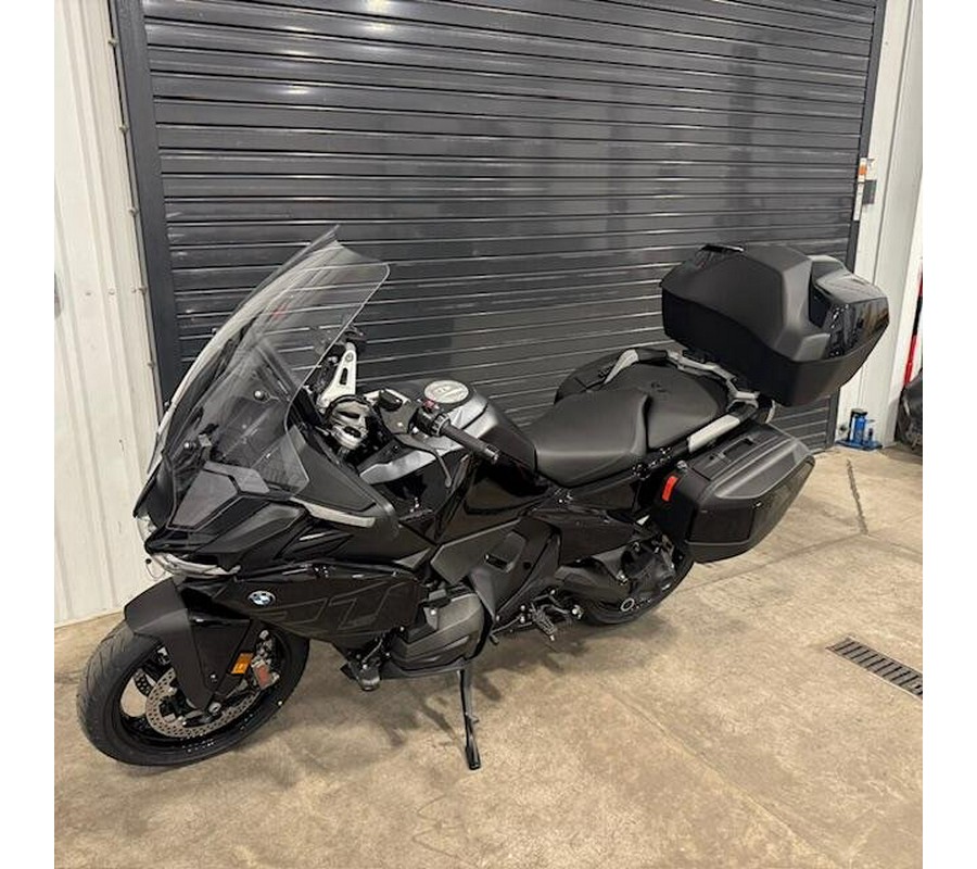 2026 BMW R 1300 RT