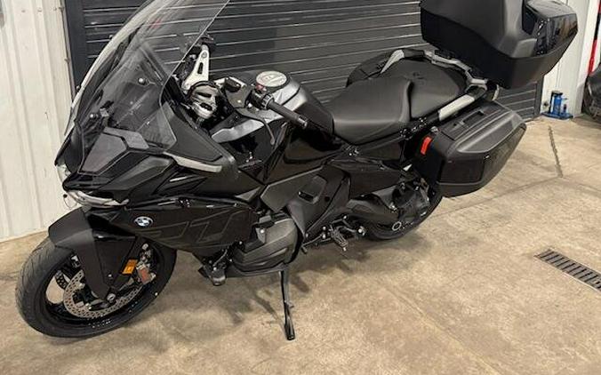 2026 BMW R 1300 RT