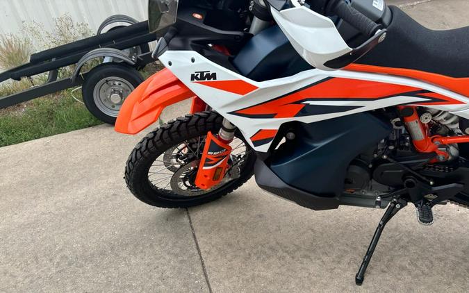 2024 KTM Adventure 890 R