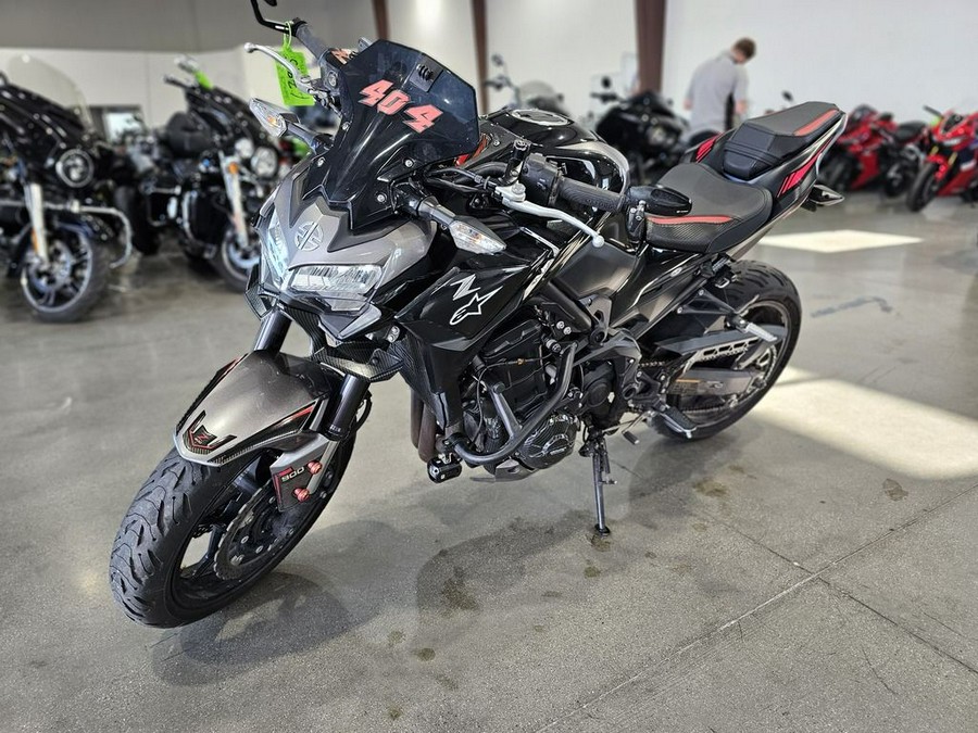 2023 Kawasaki Z900 ABS Metallic Black/Graphite Gray/Flat Black