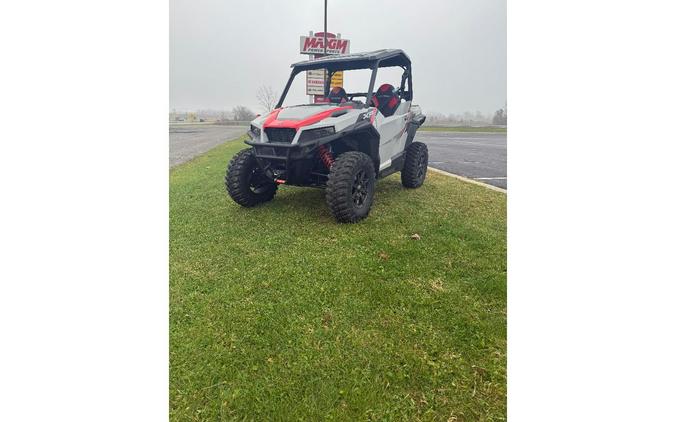 2025 Polaris GENERAL® XP 1000 Sport