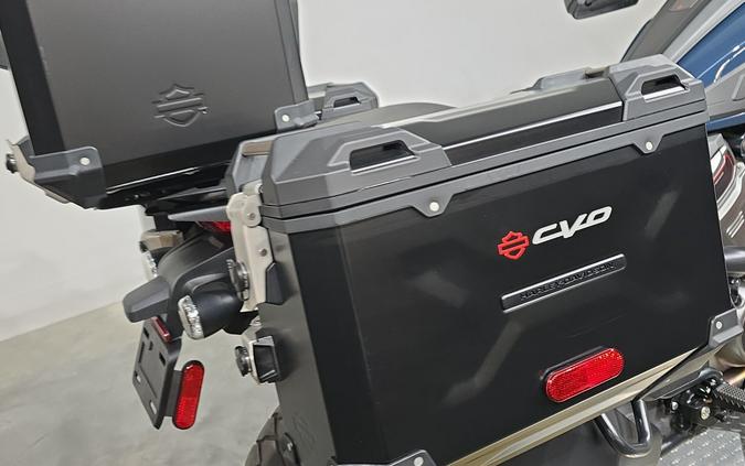RA1250SE 2025 CVO™ Pan America®
