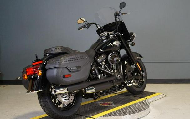 2024 Harley-Davidson® FLHCS - Heritage Classic