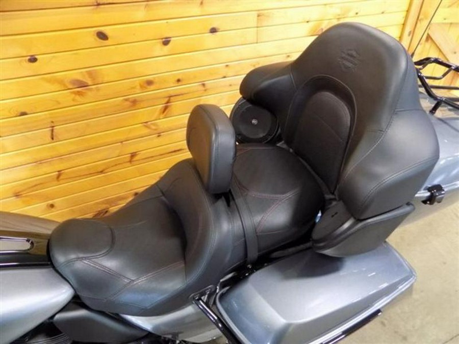 2019 Harley-Davidson® FLHTKSE - CVO™ Limited