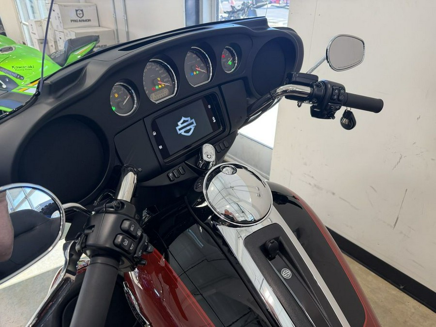2024 Harley-Davidson® FLHTCUTG - Tri Glide® Ultra
