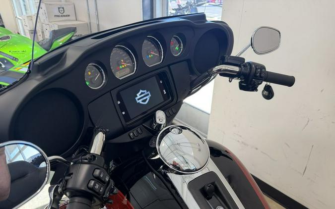2024 Harley-Davidson® FLHTCUTG - Tri Glide® Ultra