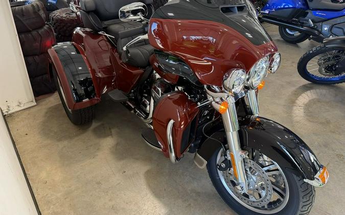 2024 Harley-Davidson® FLHTCUTG - Tri Glide® Ultra